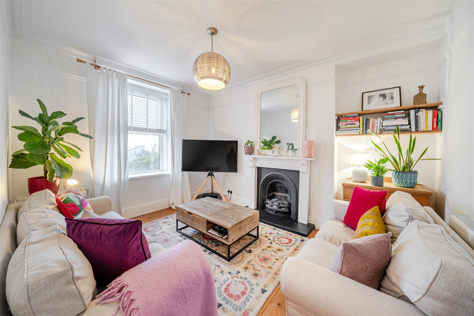 Bryn Y Don Road, Mount Pleasant, Swansea, SA1 6YA